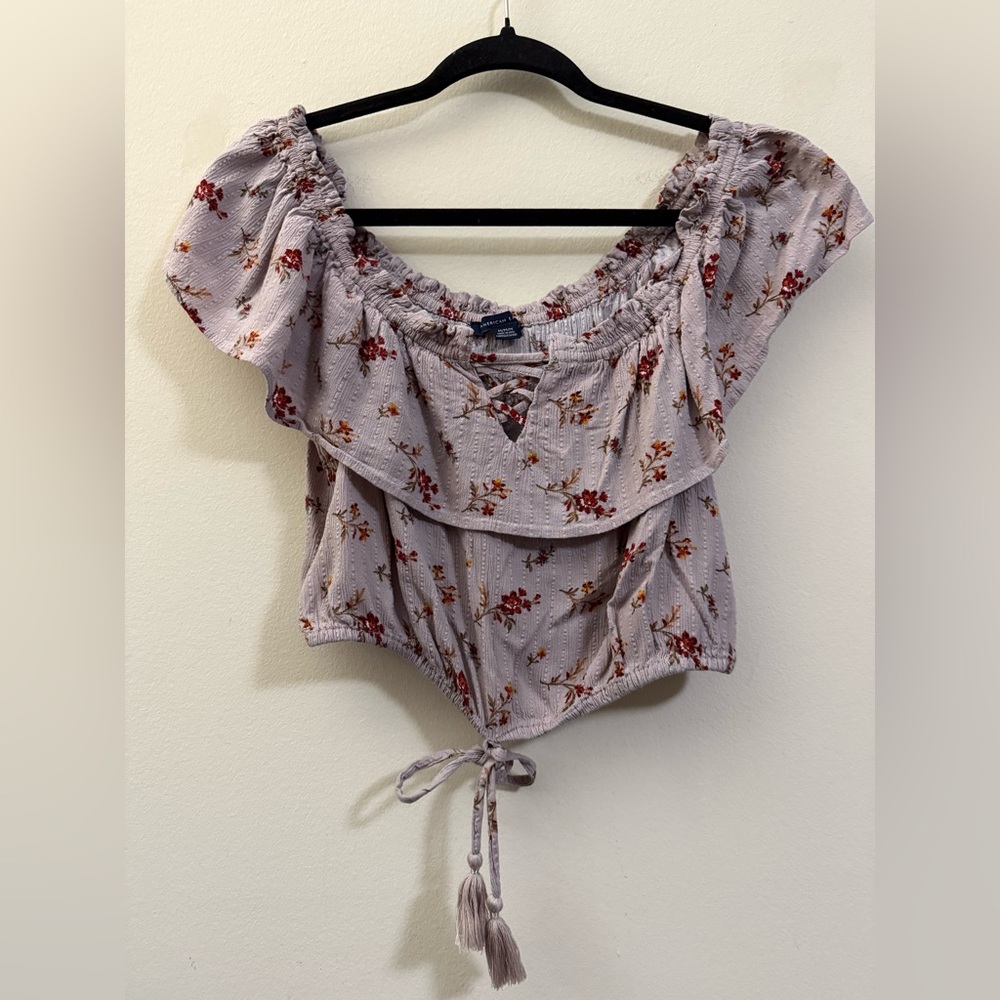 American Eagle Floral Off the Shoulder Crop Top in Light‎ Purple - M